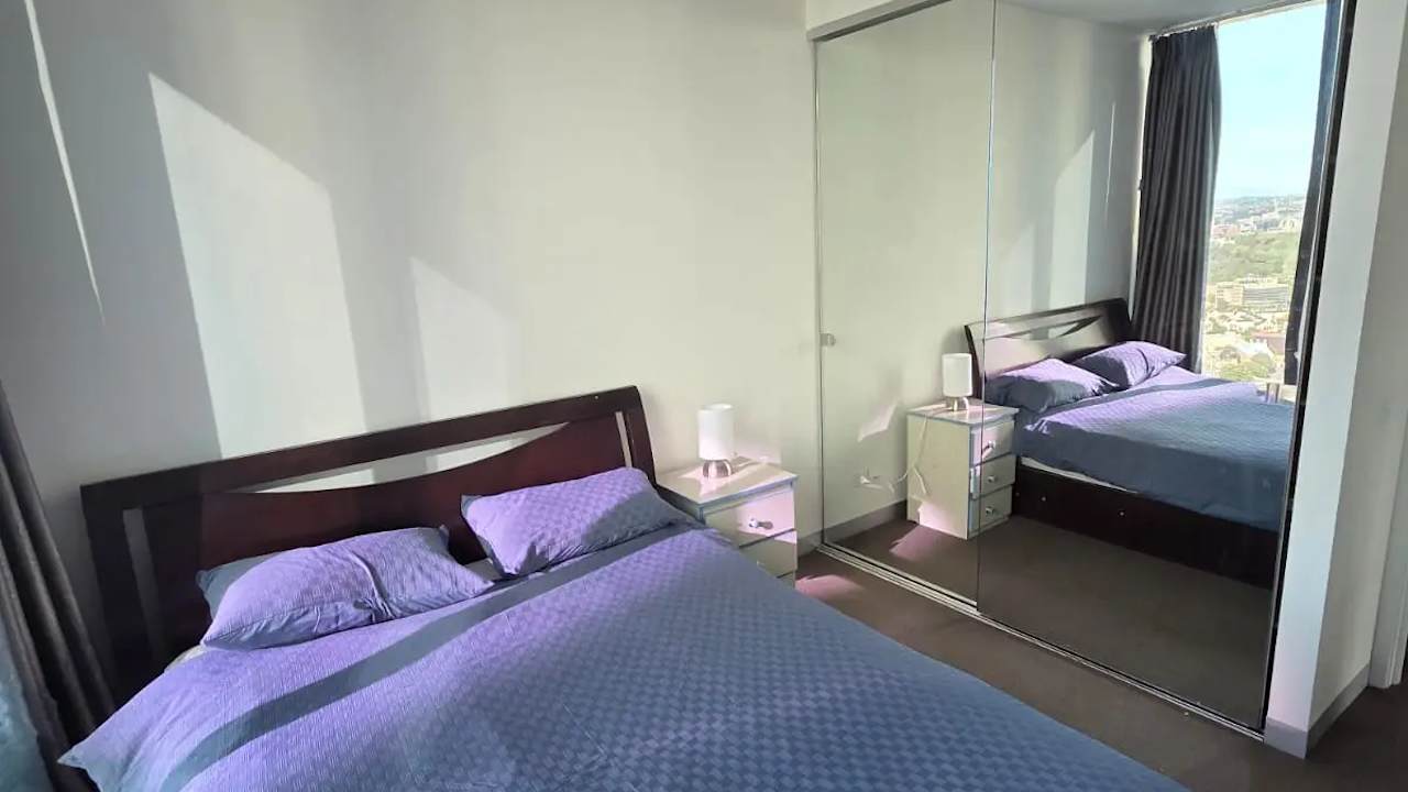 Furnished room in a share house