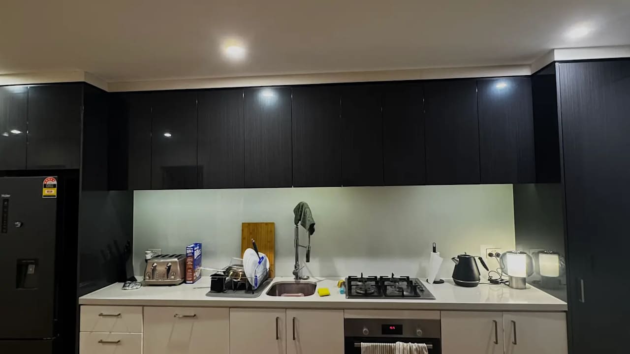 Unfurnished room in a flatshare