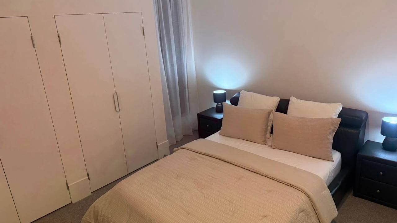 Furnished room with own bathroom