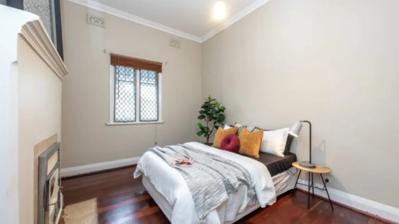 Unfurnished room in a share house