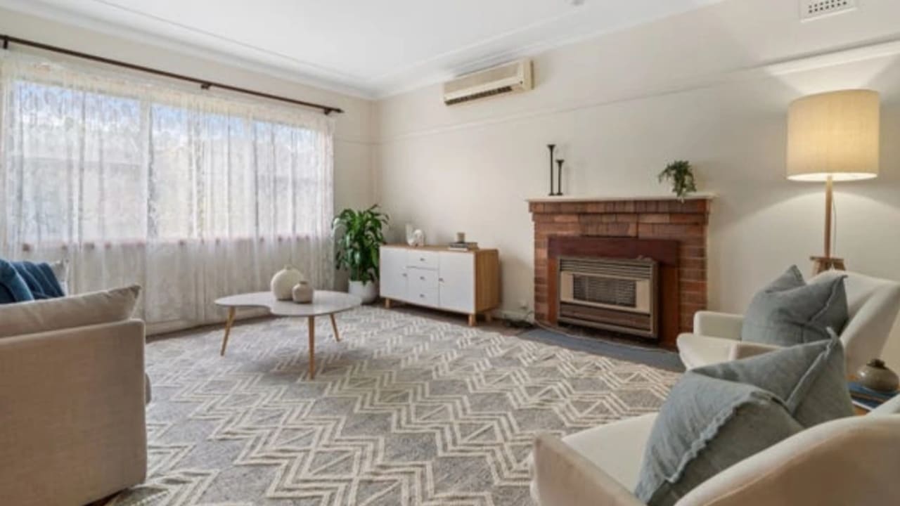 Unfurnished room in a share house