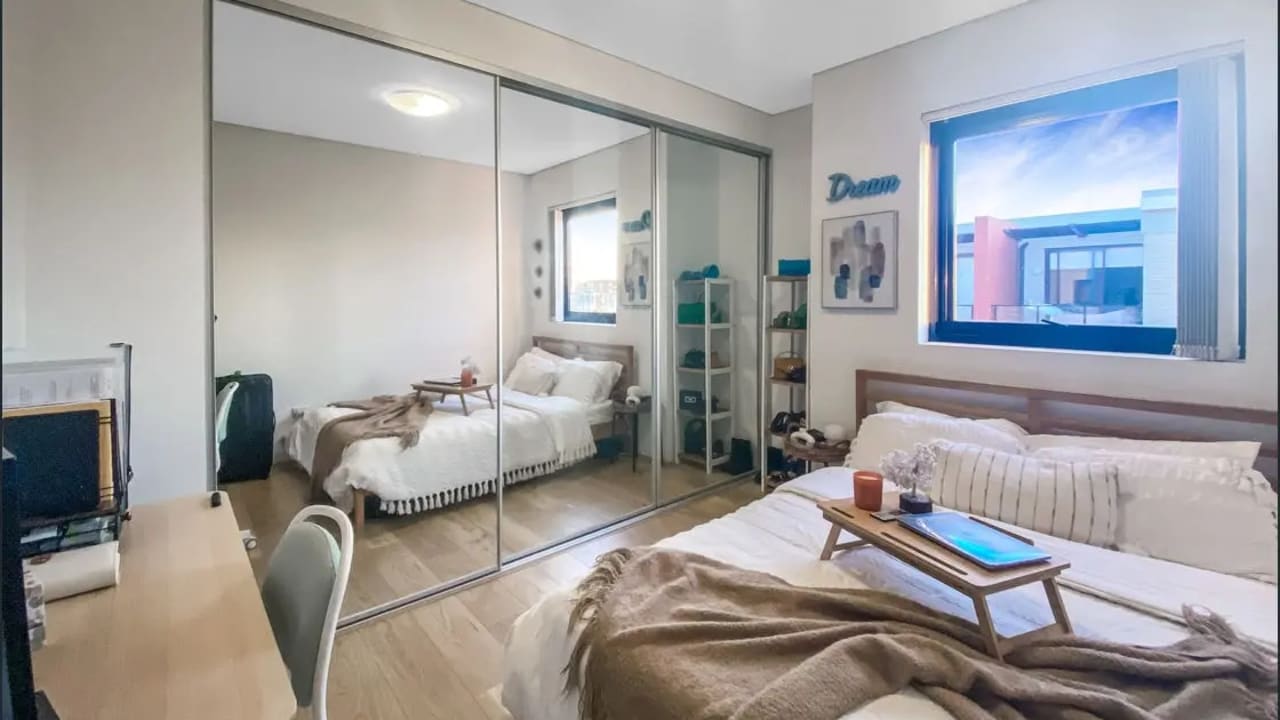 Furnished room with own bathroom
