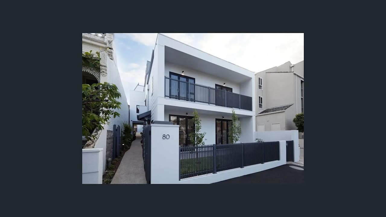 Room in a share house