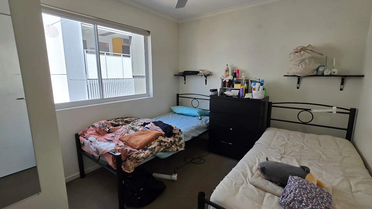 Furnished room in a flatshare