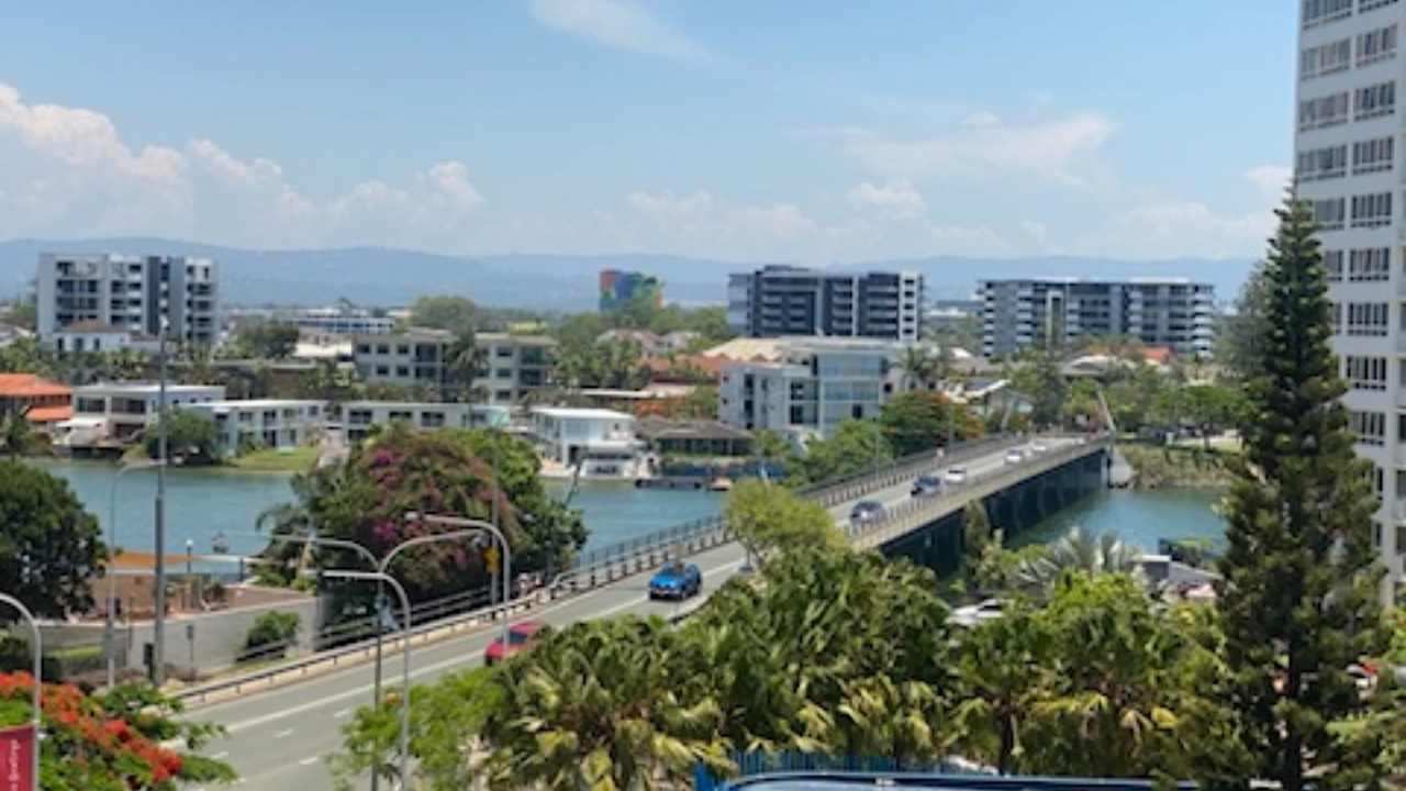 Whole property with 2 rooms for rent