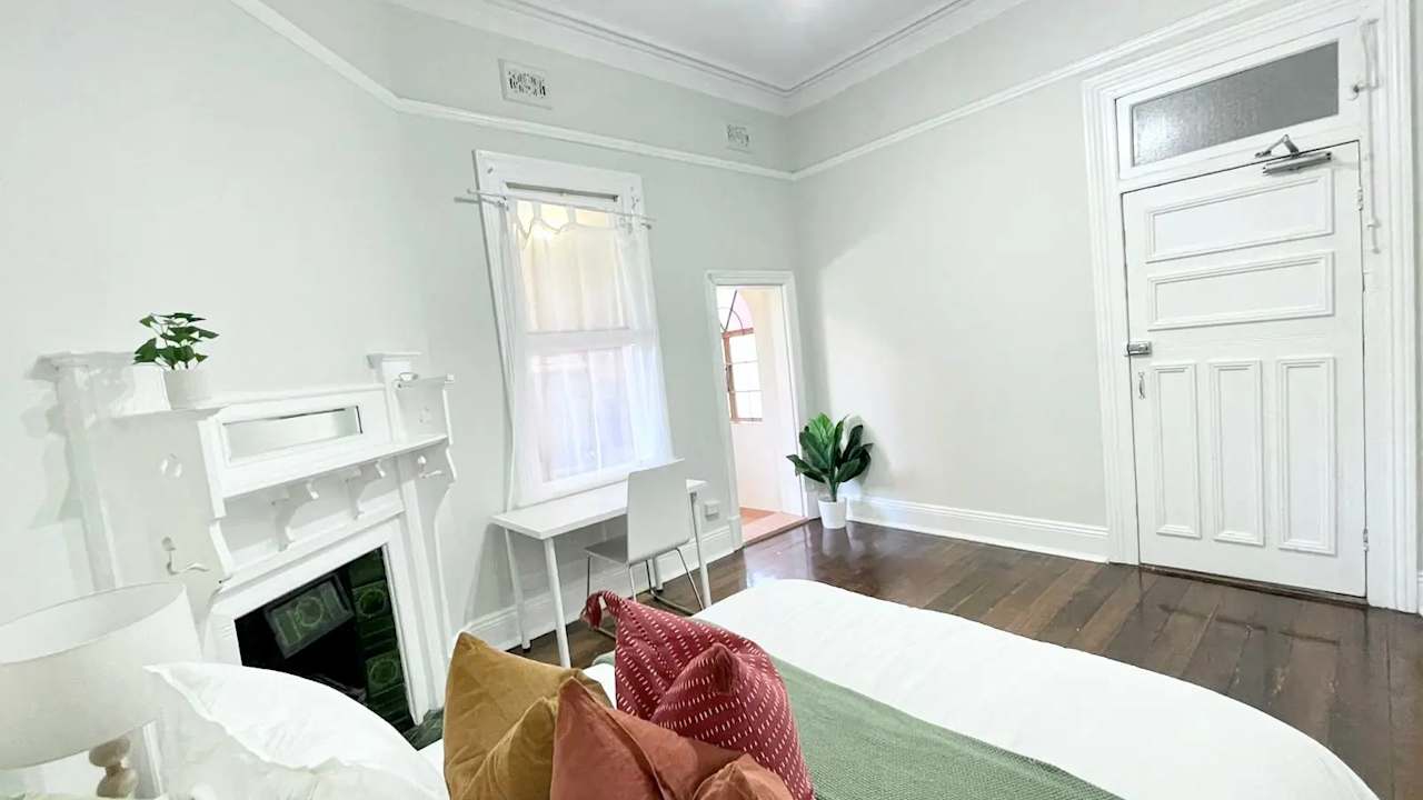 Room studio flat for rent