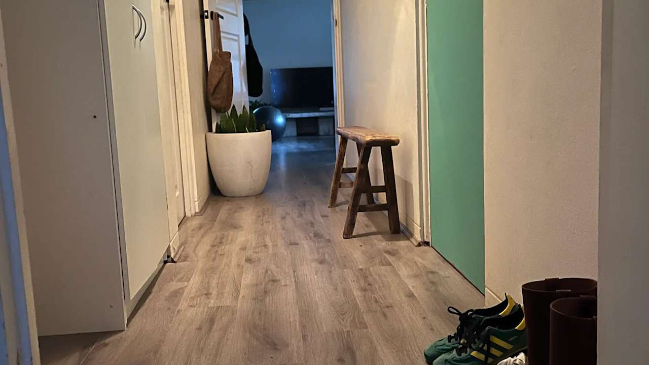 Unfurnished room in a flatshare