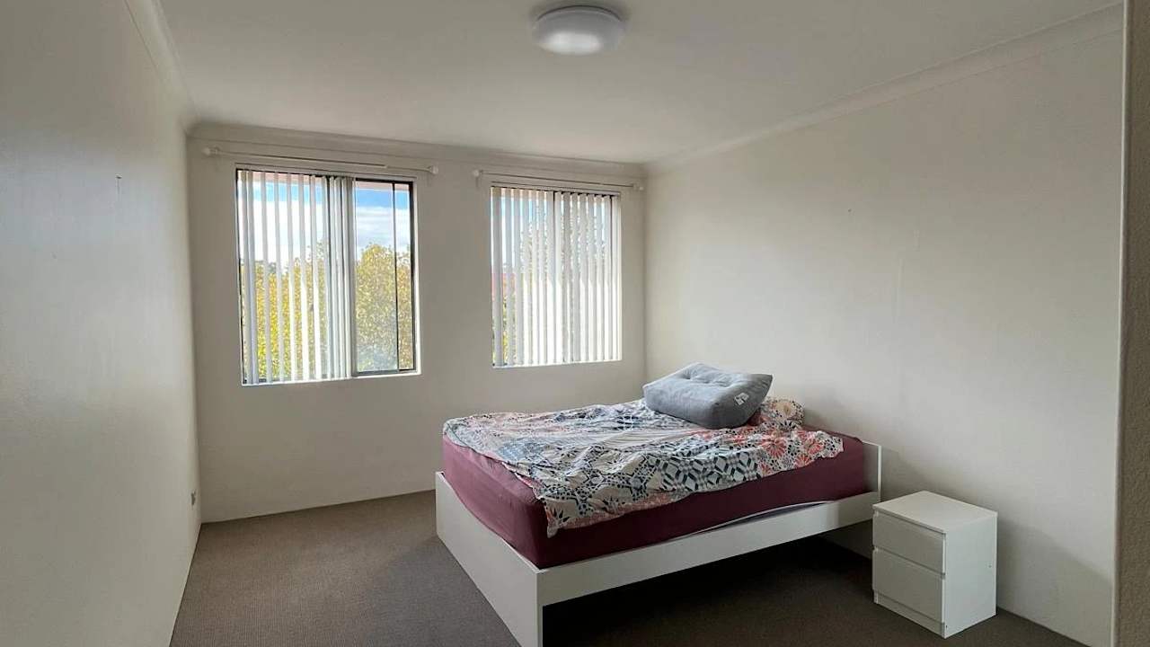 Furnished room with own bathroom