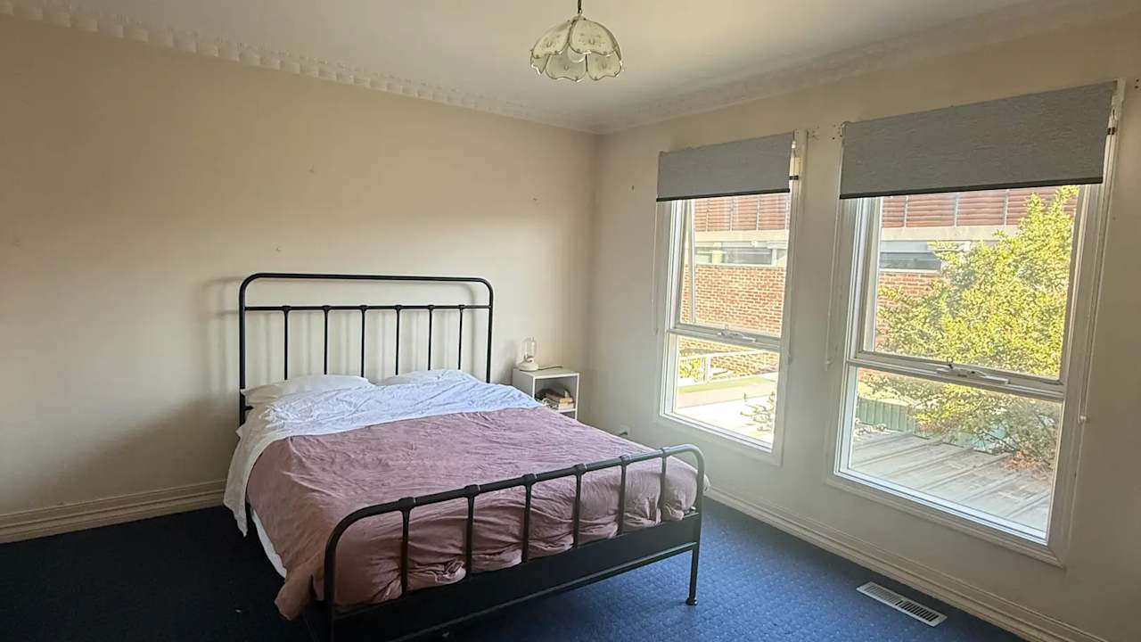 Furnished room with own bathroom