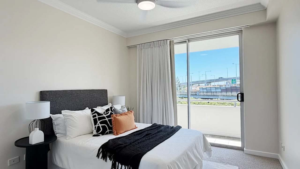 Furnished room with own bathroom