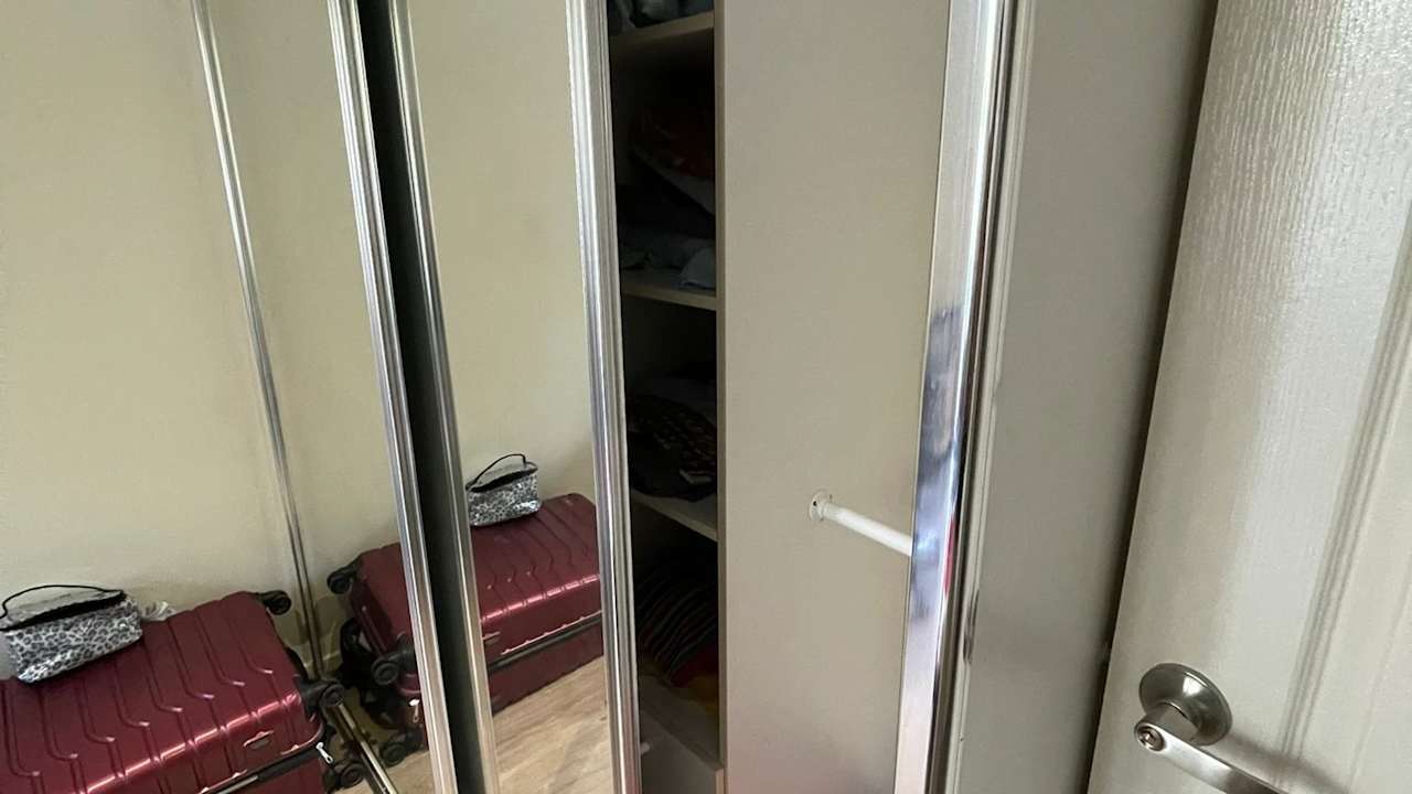 Furnished room with own bathroom