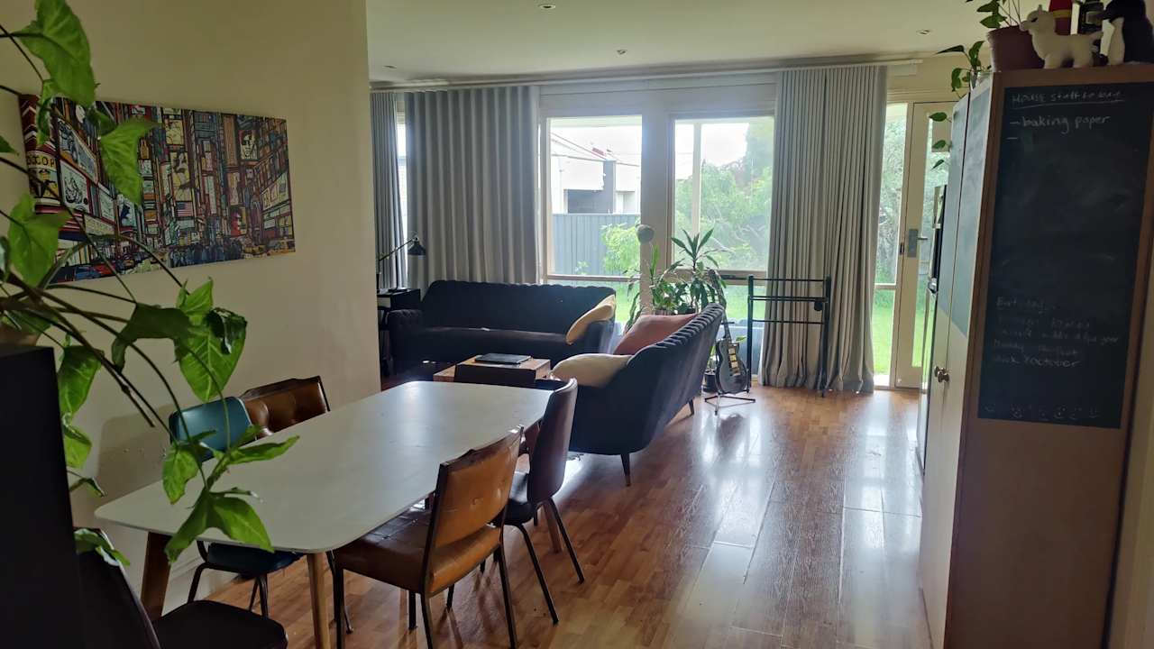Unfurnished room in a share house