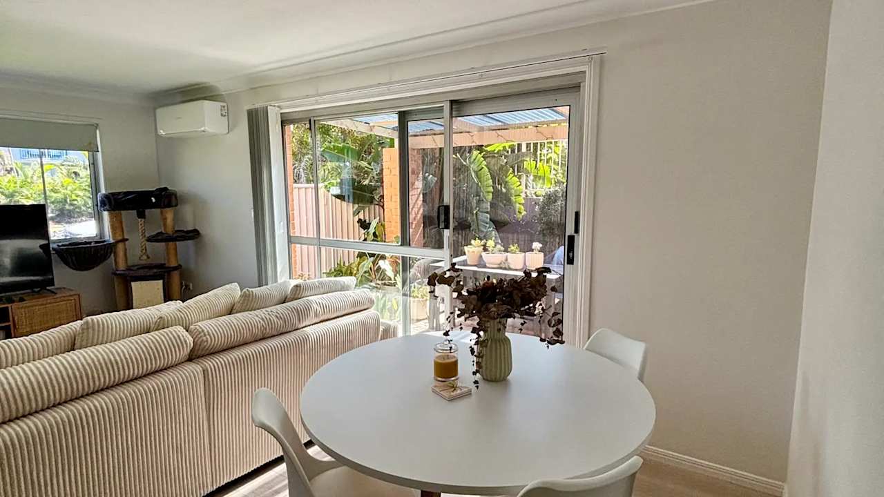 Unfurnished room in a share house