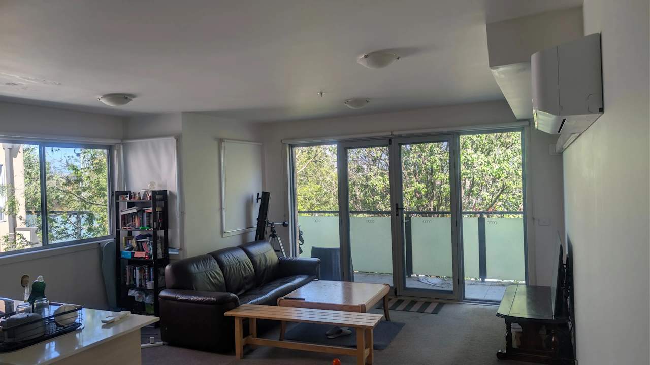 Unfurnished room in a flatshare