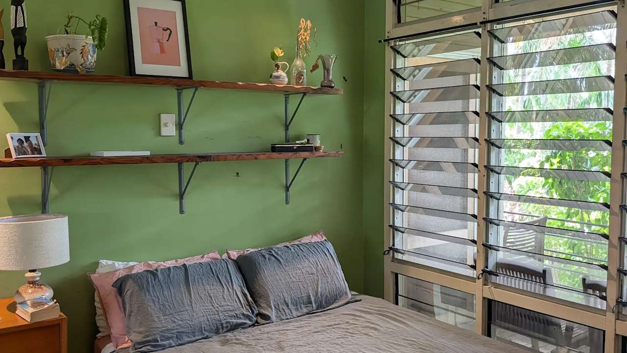 Unfurnished room in a share house