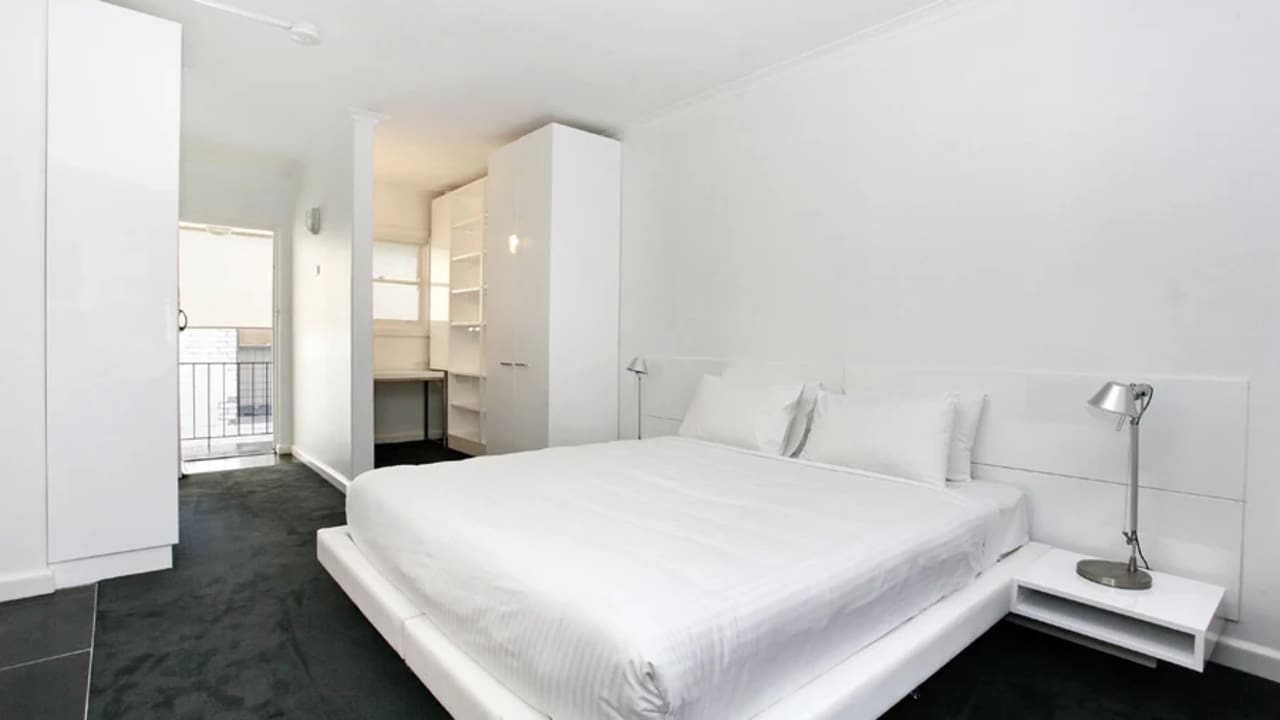 Furnished room studio flat for rent