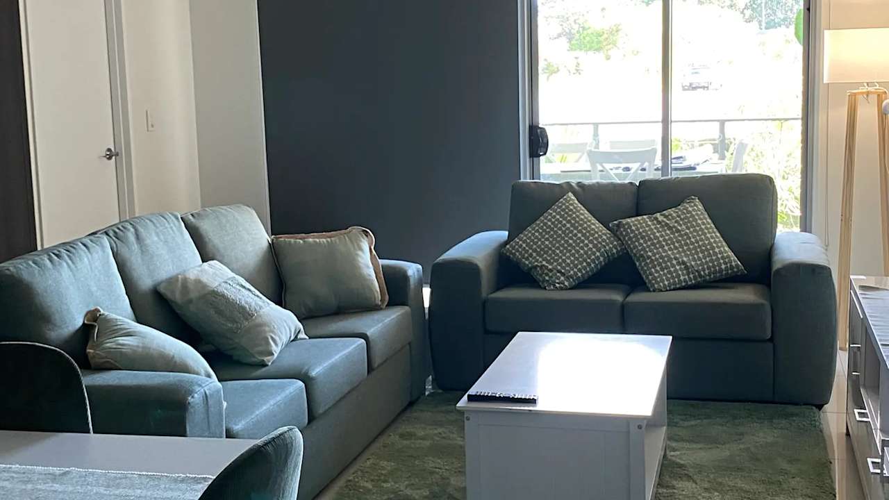 Furnished room studio flat for rent