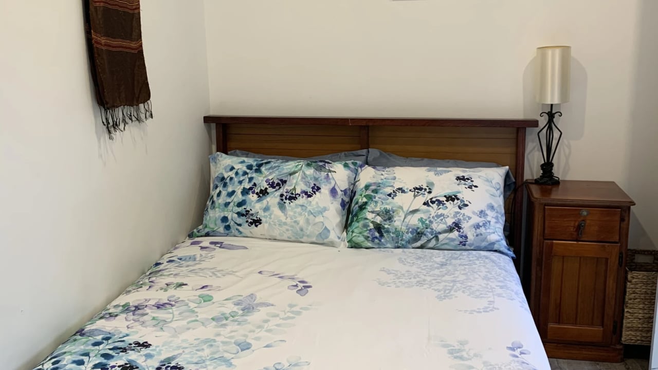 Furnished room studio flat for rent