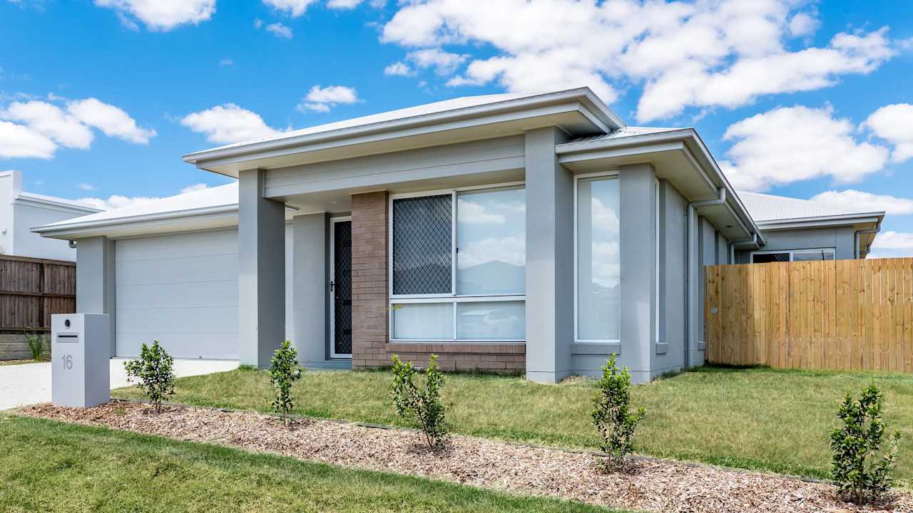 Room in a share house