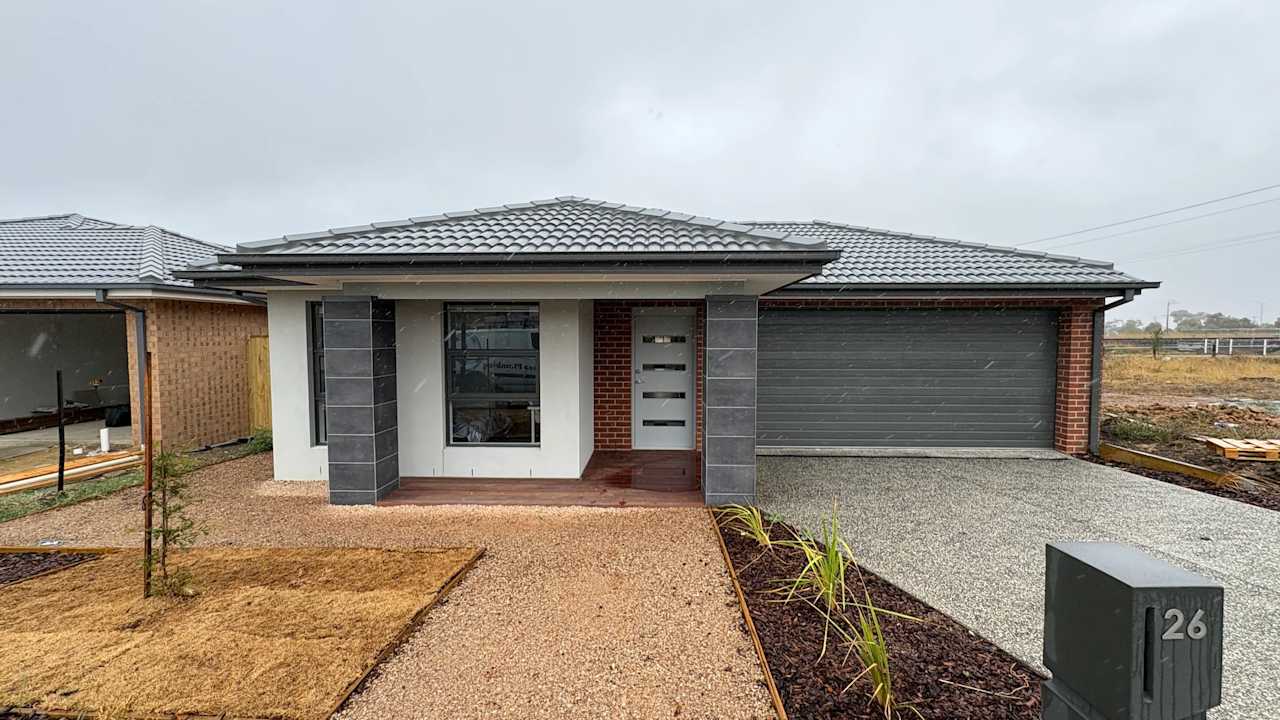 Furnished room with ensuite in a share house