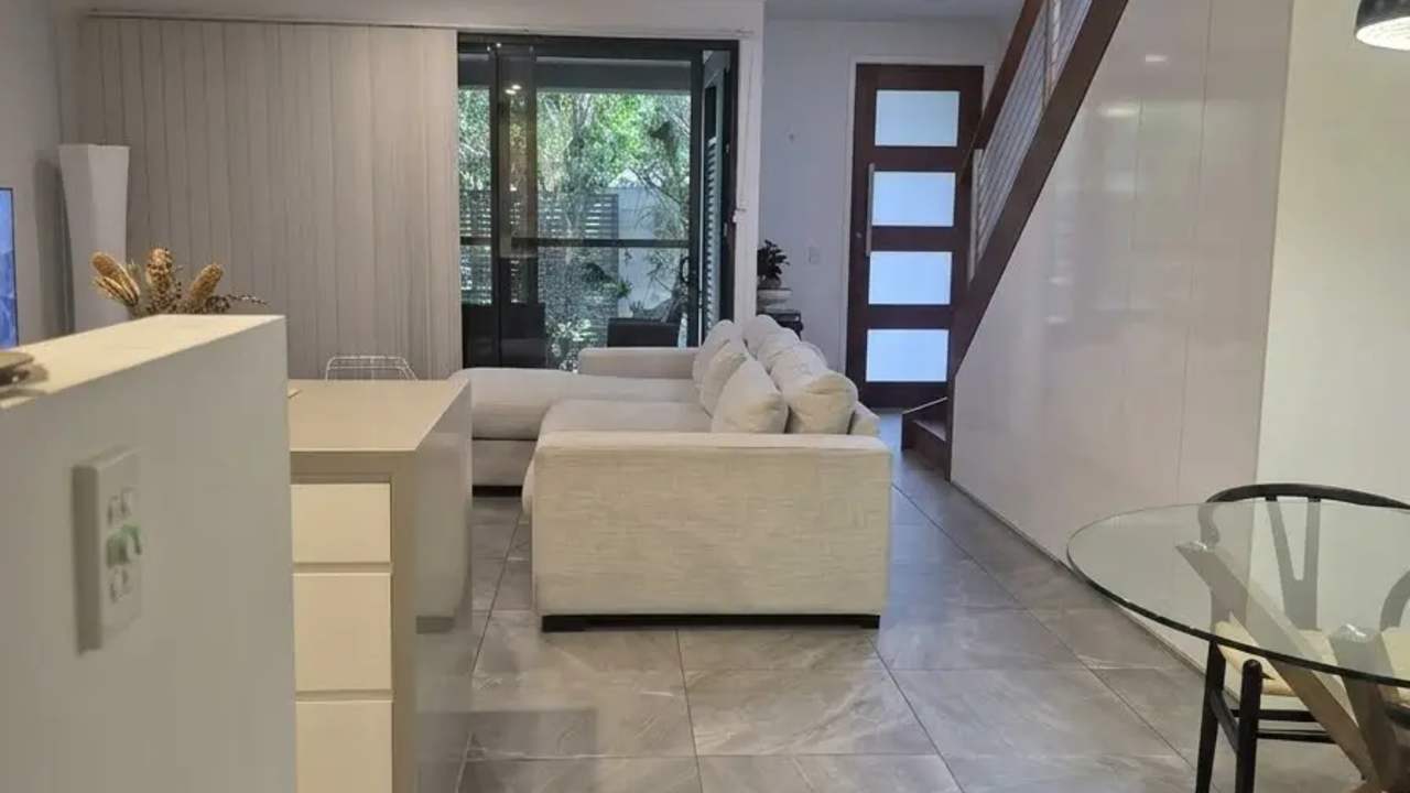 Unfurnished room with own bathroom