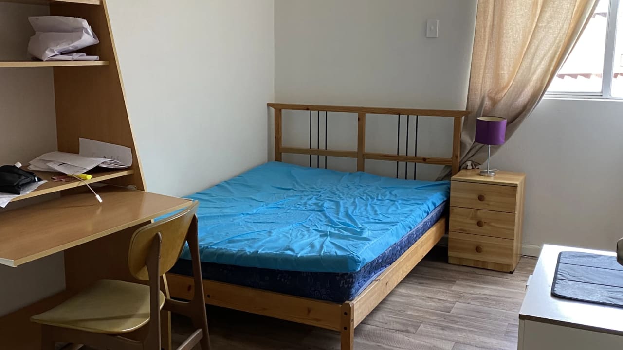 Furnished room in a share house