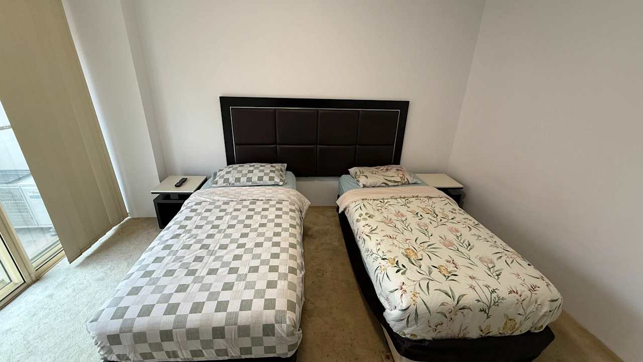 Furnished room with ensuite in a flatshare