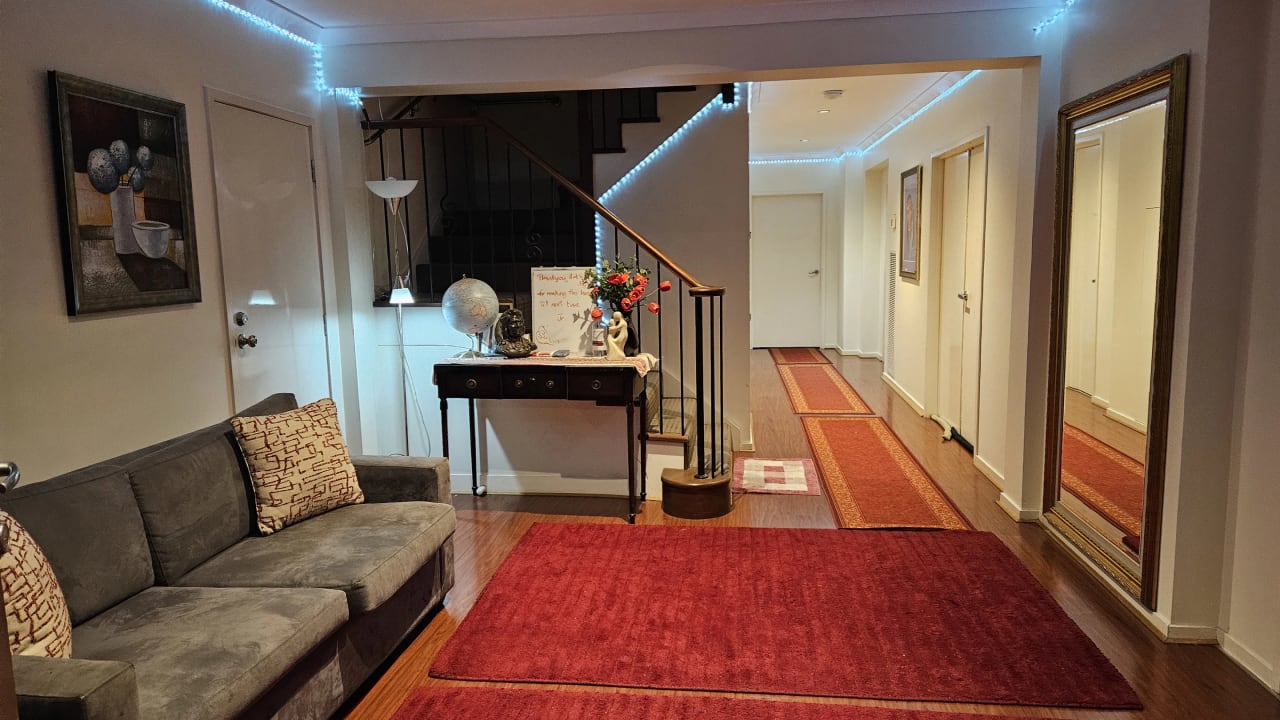 Room in a share house