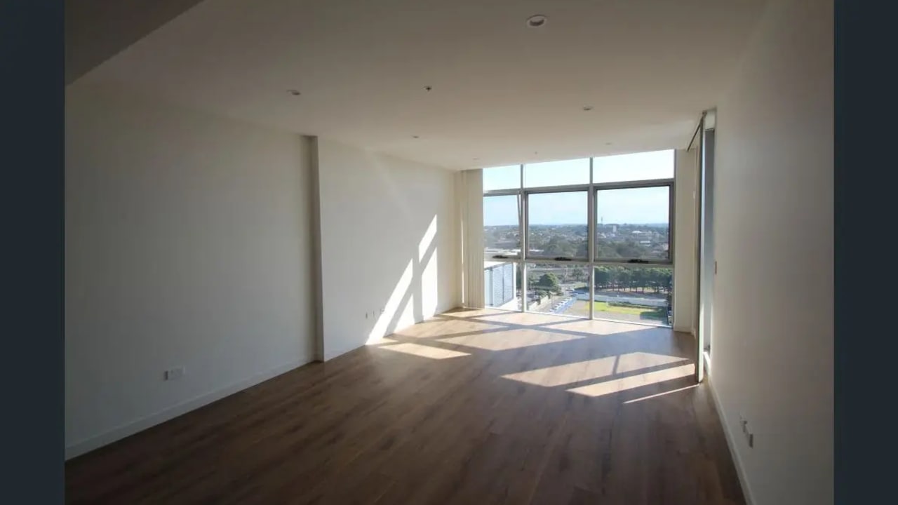 Unfurnished room with own bathroom