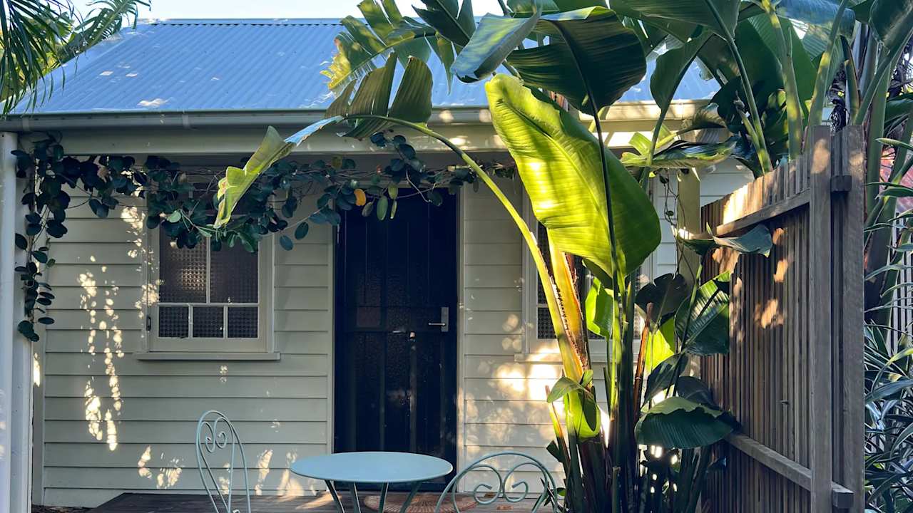 Furnished room granny flat for rent