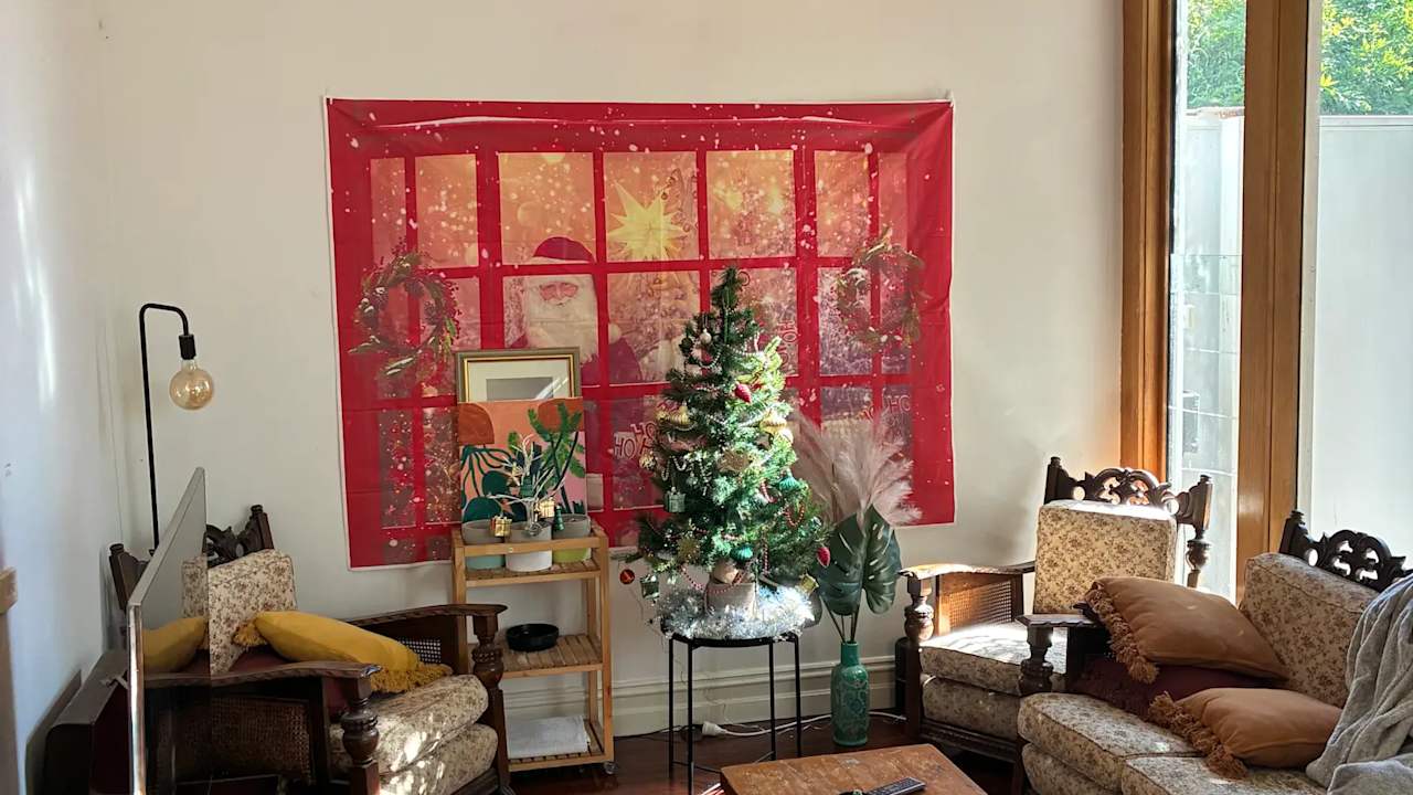 Unfurnished room in a share house