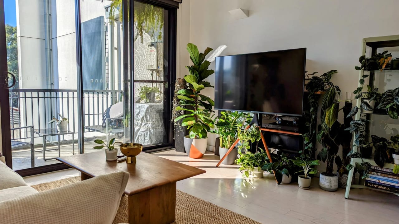 Furnished room in a flatshare