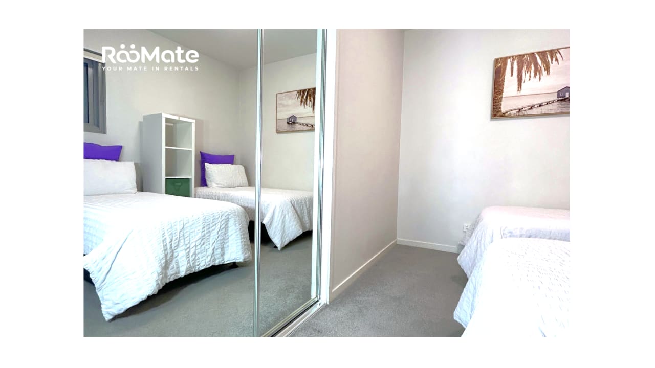 Furnished room in a flatshare