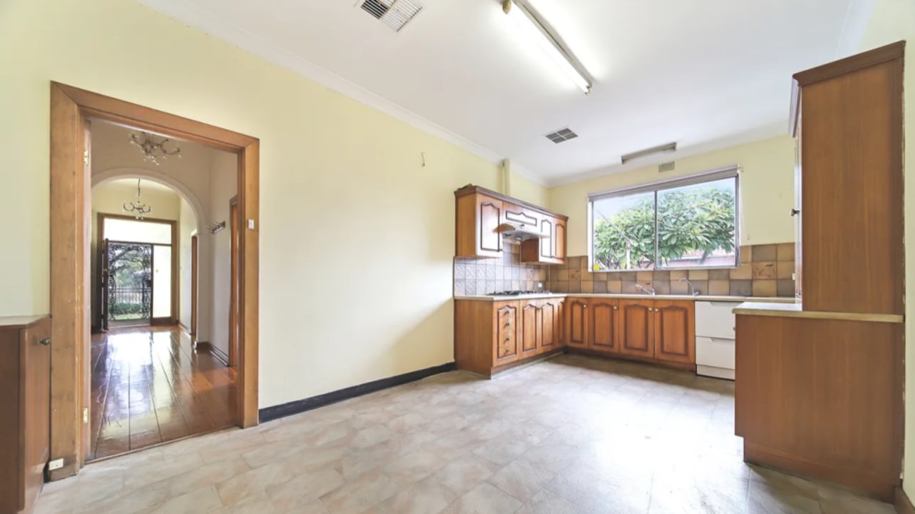 Unfurnished room in a share house