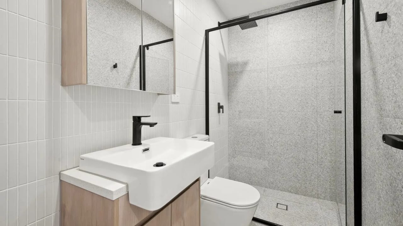 Furnished room studio flat for rent