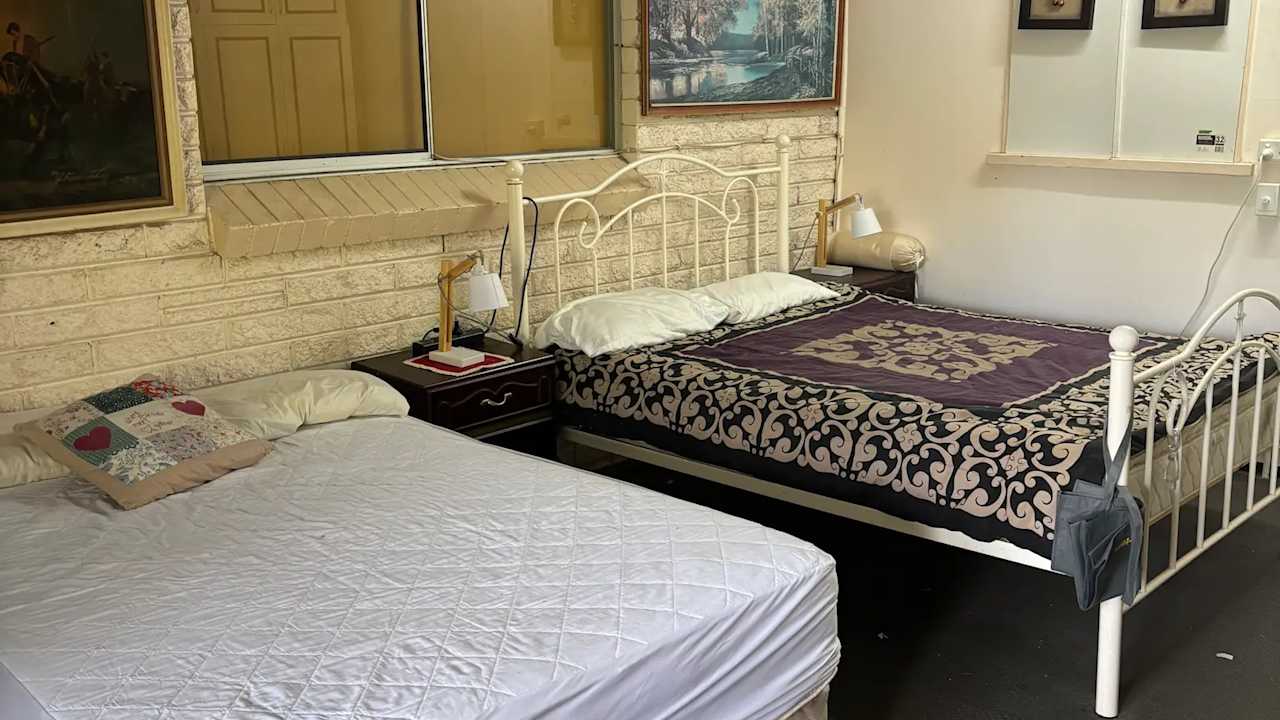 Furnished room in a share house