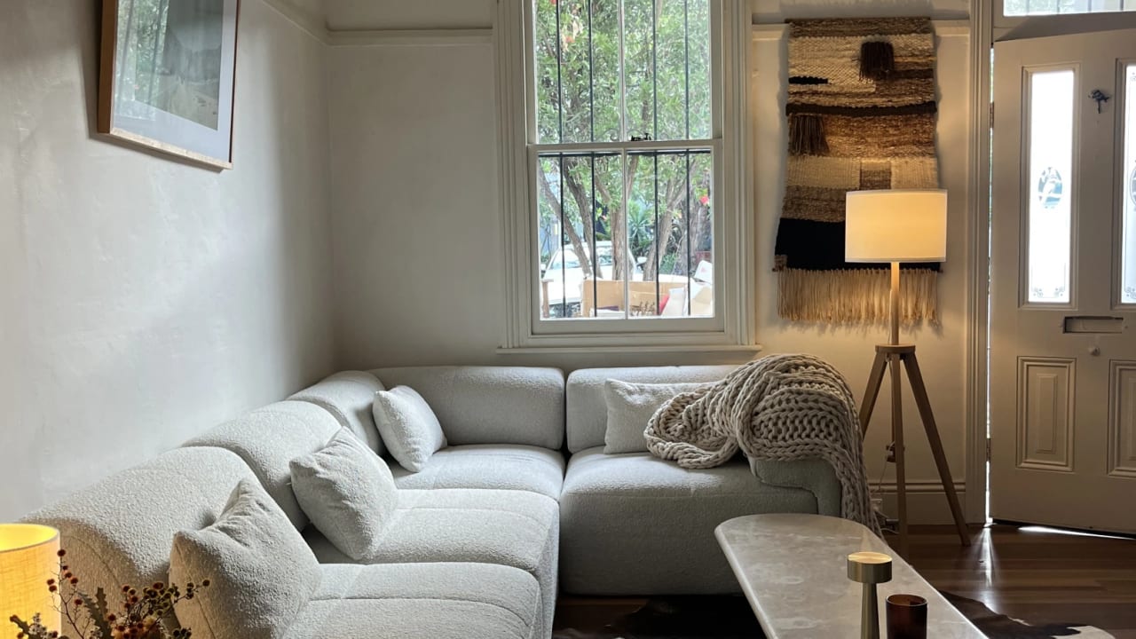 Room in a share house