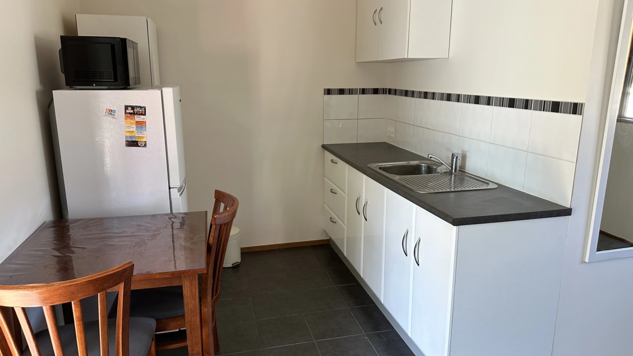 Furnished room granny flat for rent