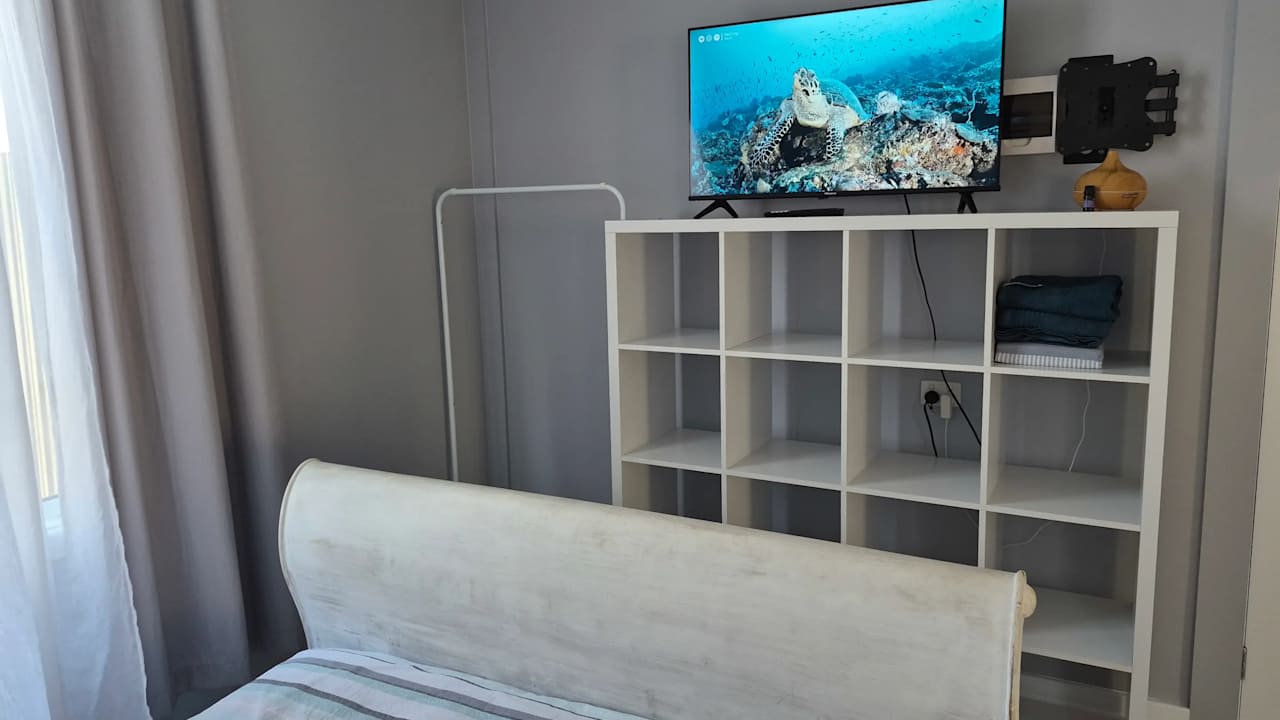 Furnished room studio flat for rent