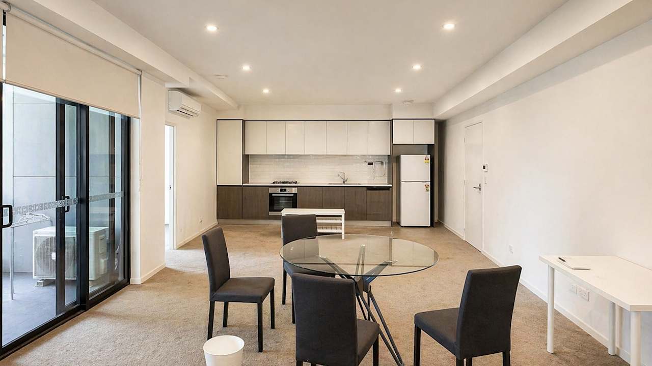 Whole property with 2 rooms for rent