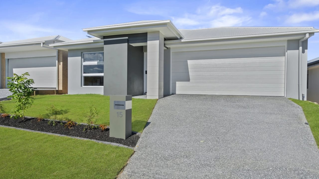 Furnished room with ensuite in a share house