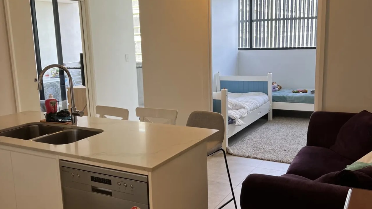 Whole property with 2 rooms for rent