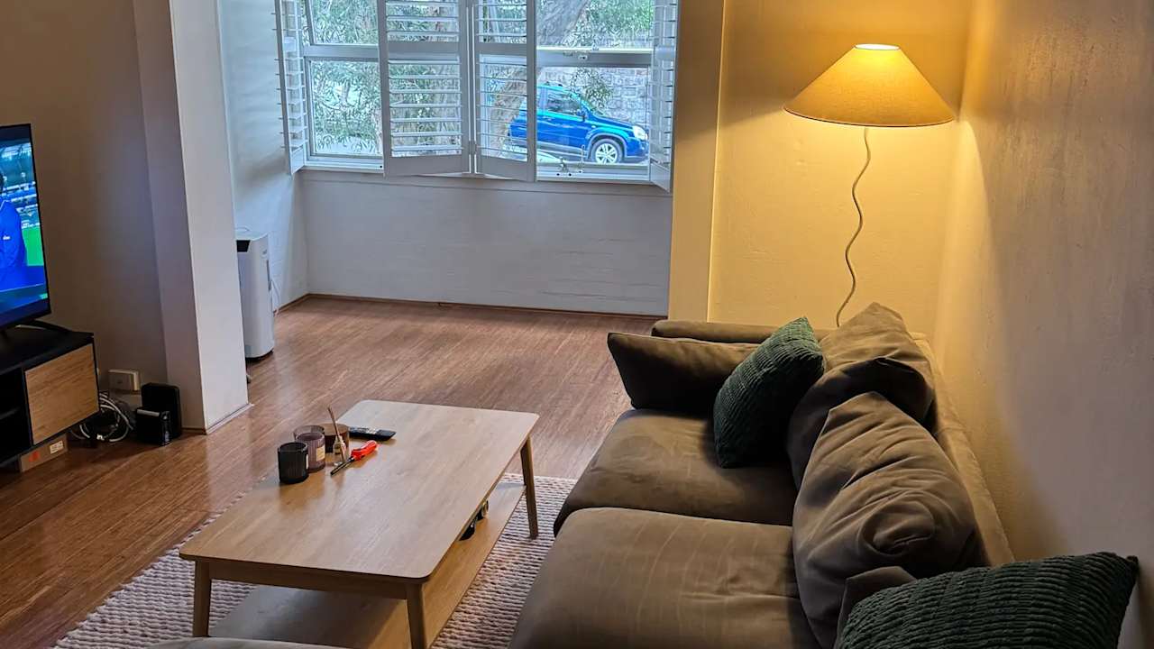 Furnished room in a flatshare