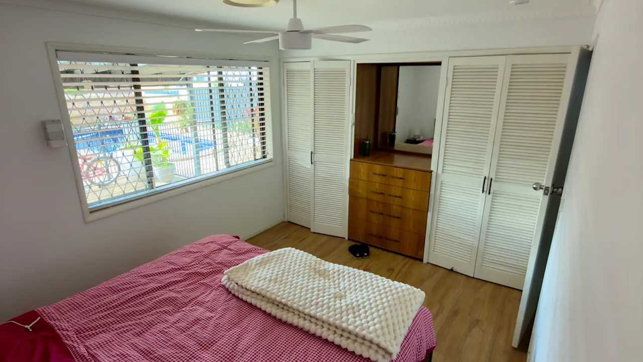 Room in a share house