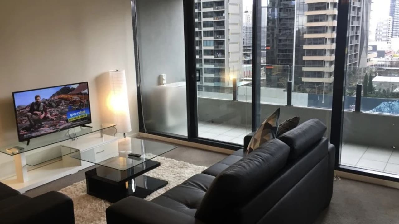 Furnished room in a flatshare