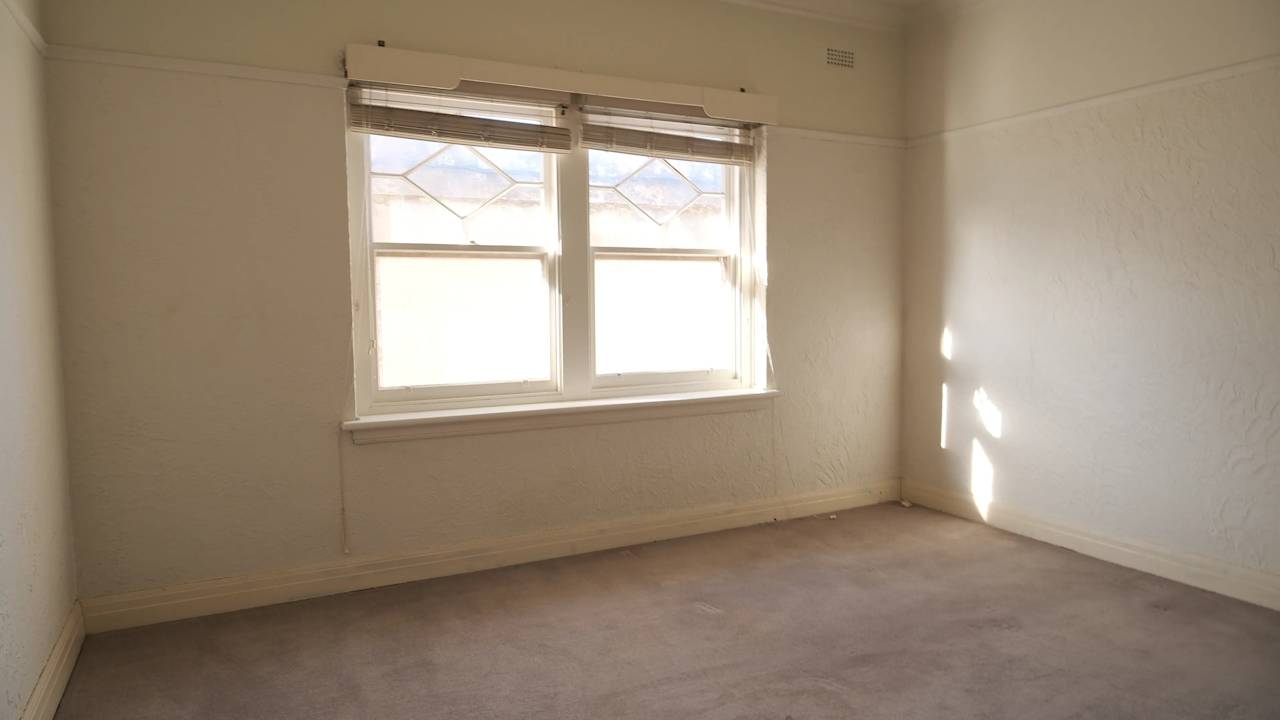 Unfurnished room in a share house