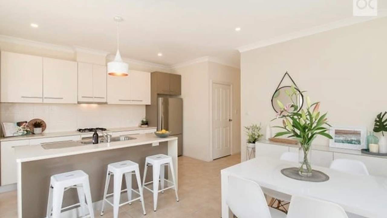 Unfurnished room in a share house