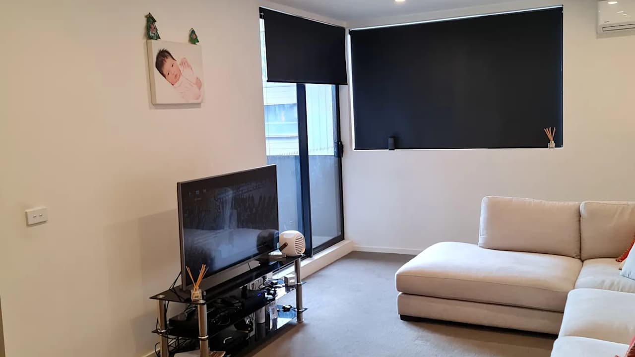 Unfurnished room with ensuite in a flatshare