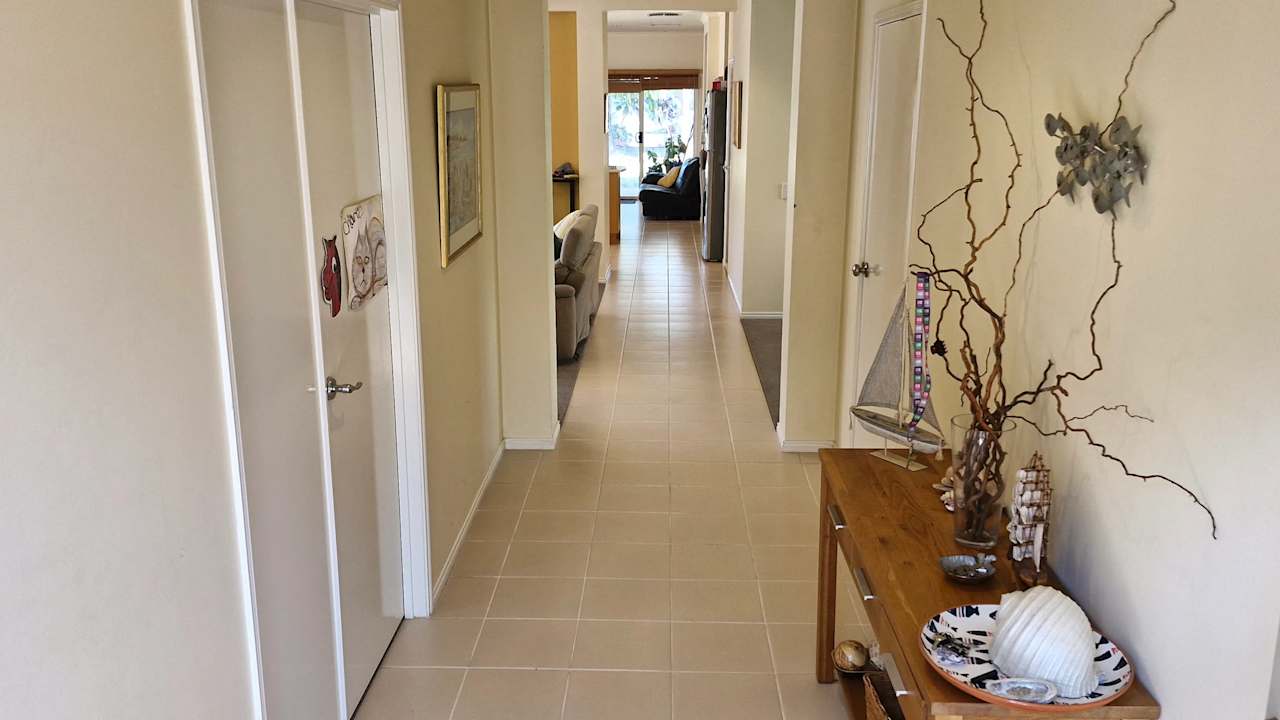 Room in a share house