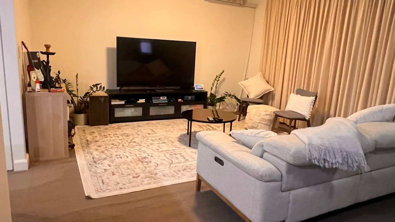 Furnished room in a flatshare